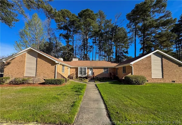 $1,395 | 499 Coronation Drive, Fayetteville, NC 28311