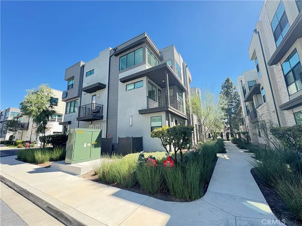 $3,100 | 11051 Momentum Drive, Rancho Cucamonga, CA 91730