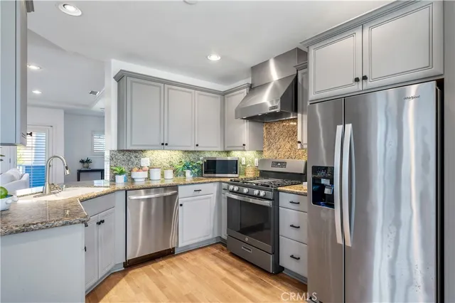 $1,499,000 | 311 Aviation Place, Manhattan Beach, CA 90266