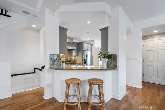 $1,499,000 | 311 Aviation Place, Manhattan Beach, CA 90266