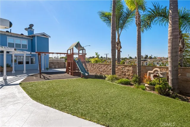 $1,499,000 | 311 Aviation Place, Manhattan Beach, CA 90266