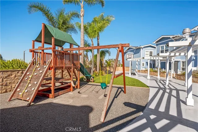 $1,499,000 | 311 Aviation Place, Manhattan Beach, CA 90266