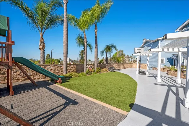 $1,499,000 | 311 Aviation Place, Manhattan Beach, CA 90266