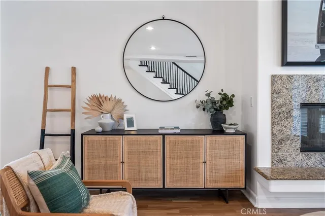 $1,499,000 | 311 Aviation Place, Manhattan Beach, CA 90266