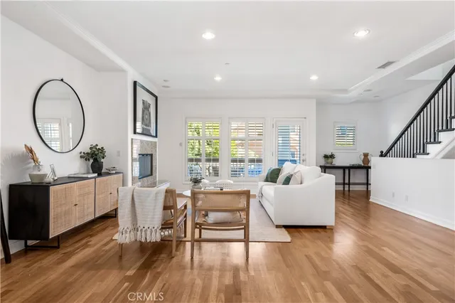 $1,499,000 | 311 Aviation Place, Manhattan Beach, CA 90266