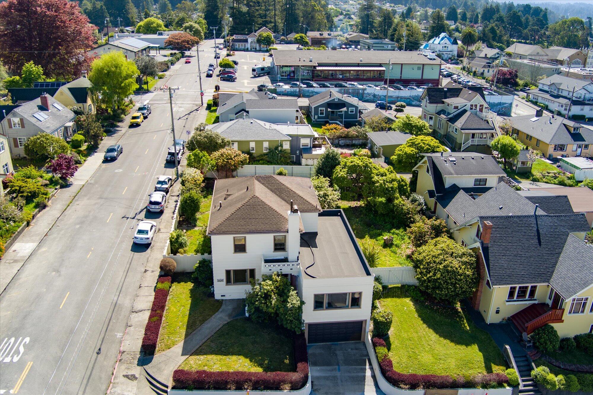1290 I Street Arcata, CA 95521 - Photo 5 of 86