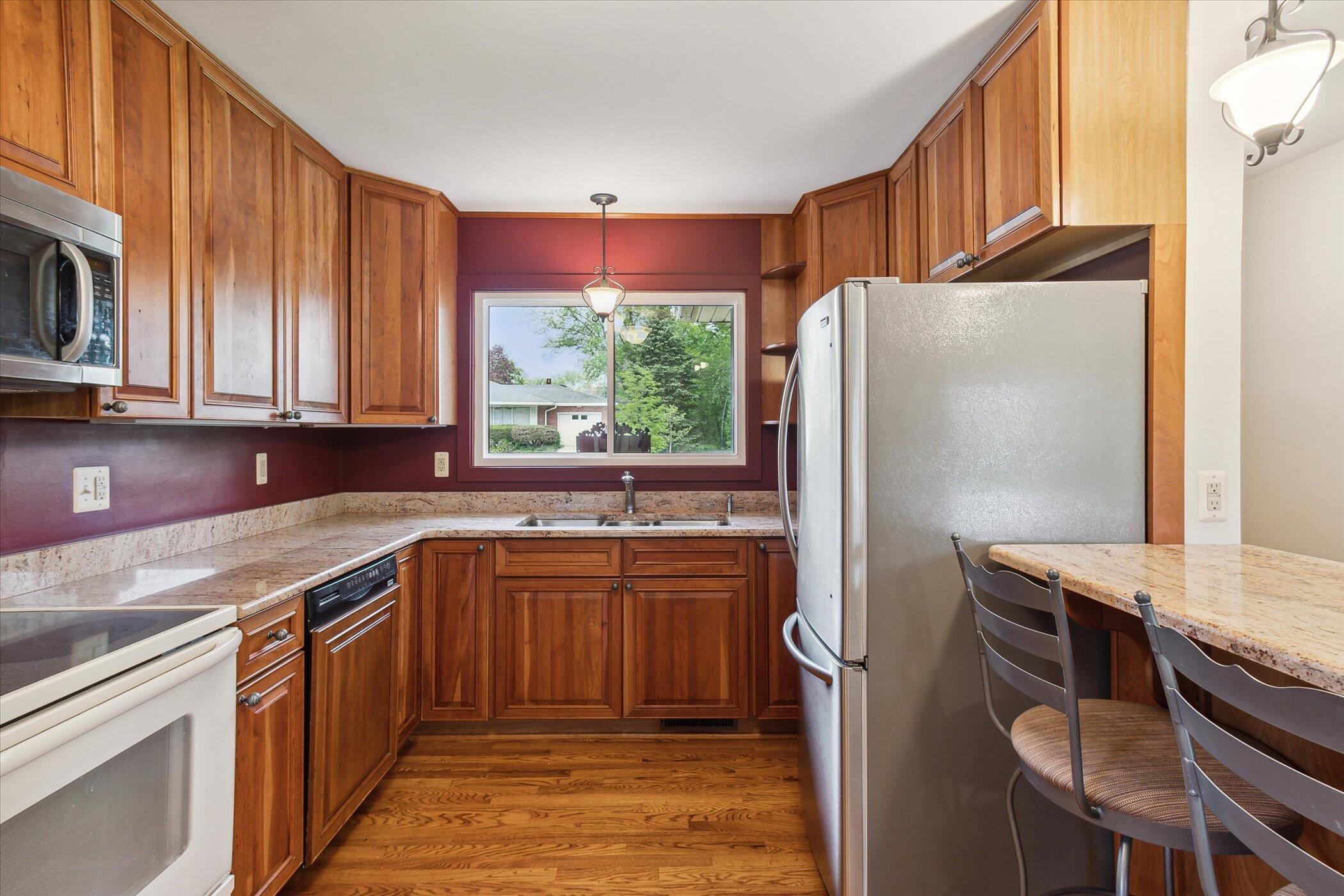 1815 Dunmore Road Ann Arbor, MI 48103 - Photo 10 of 40 16-1815-Dunmore-Rd-Ann-Arbor-MI-48103-Wi