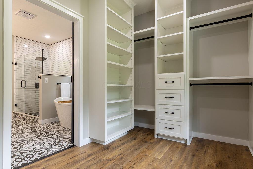 21650 Lake Road Glouster, OH 45732 - Photo 59 of 77 Master Walk in Closet