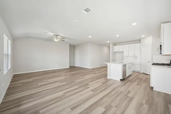 $2,050 | 160 Arcane Street, Greenville, TX 75402