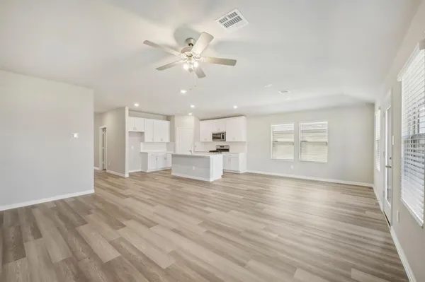 $2,050 | 160 Arcane Street, Greenville, TX 75402