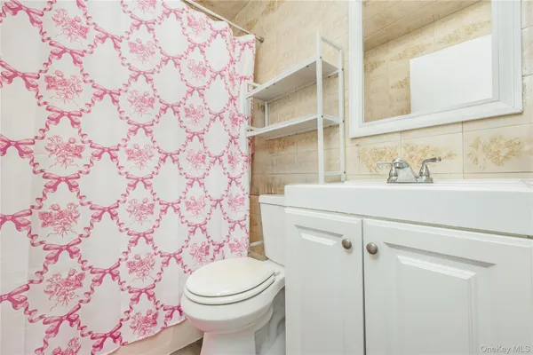 $799,000 | 204 Bayside Avenue, Oceanside, NY 11572