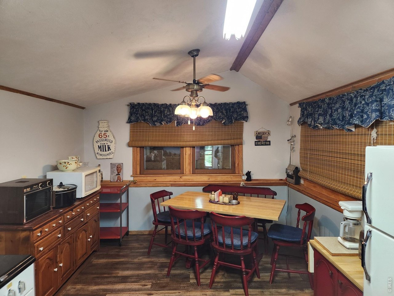 450 Peaceful Valley Road Lyons, CO 80540 - Photo 17 of 26