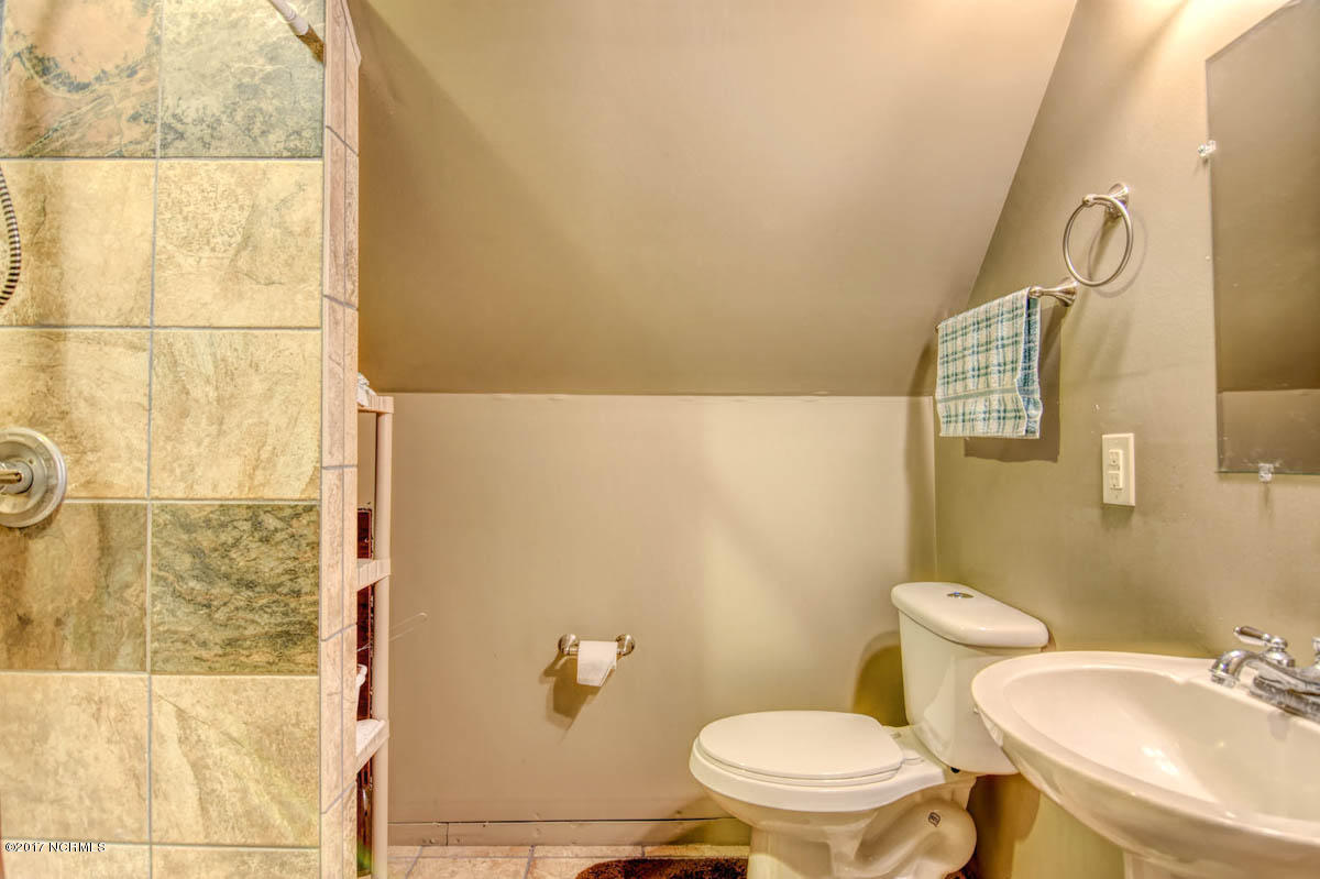 132 Bryan Road Richlands, NC 28574 - Photo 24 of 30 132 S Bryan-24