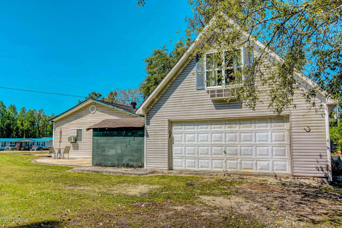 132 Bryan Road Richlands, NC 28574 - Photo 28 of 30 132 S Bryan-28