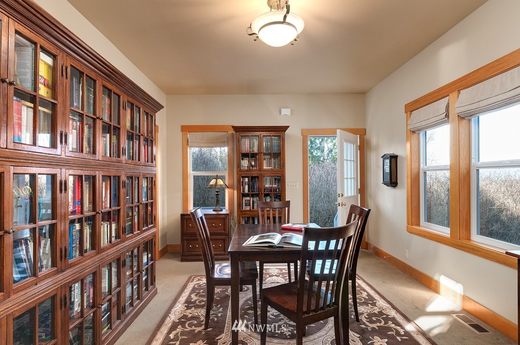 22554 Jefferson Point Road Northeast Kingston, WA 98346 - Photo 16 of 24 Gallery Image 16