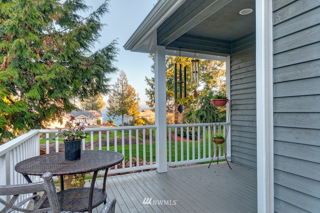 22554 Jefferson Point Road Northeast Kingston, WA 98346 - Photo 19 of 24 Gallery Image 19