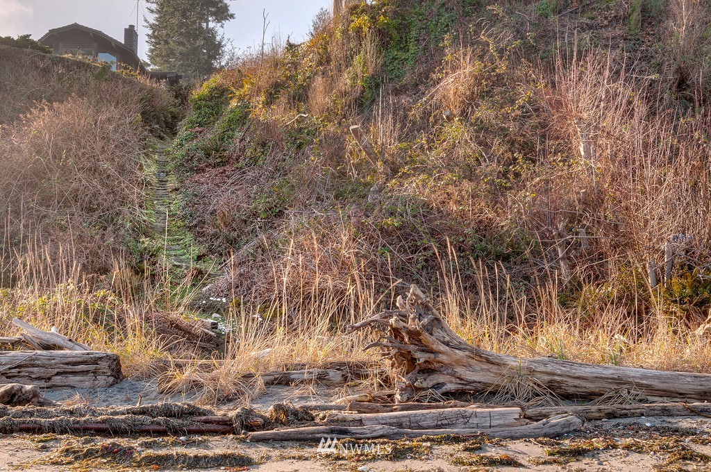 22554 Jefferson Point Road Northeast Kingston, WA 98346 - Photo 23 of 24 Gallery Image 23
