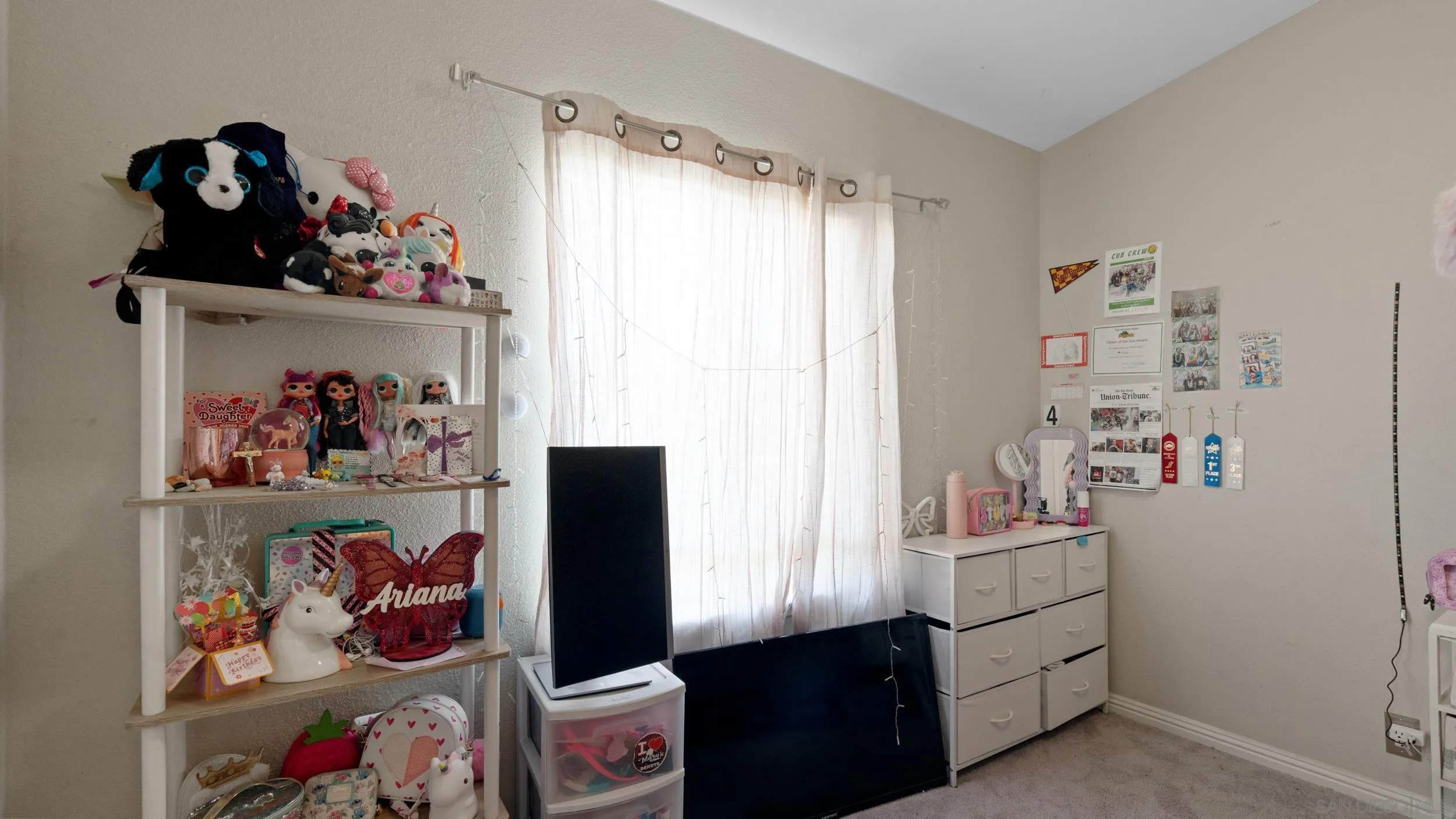 1140 Old Mountain View Road El Cajon, CA 92021 - Photo 16 of 25 a bed room with a bed and a window