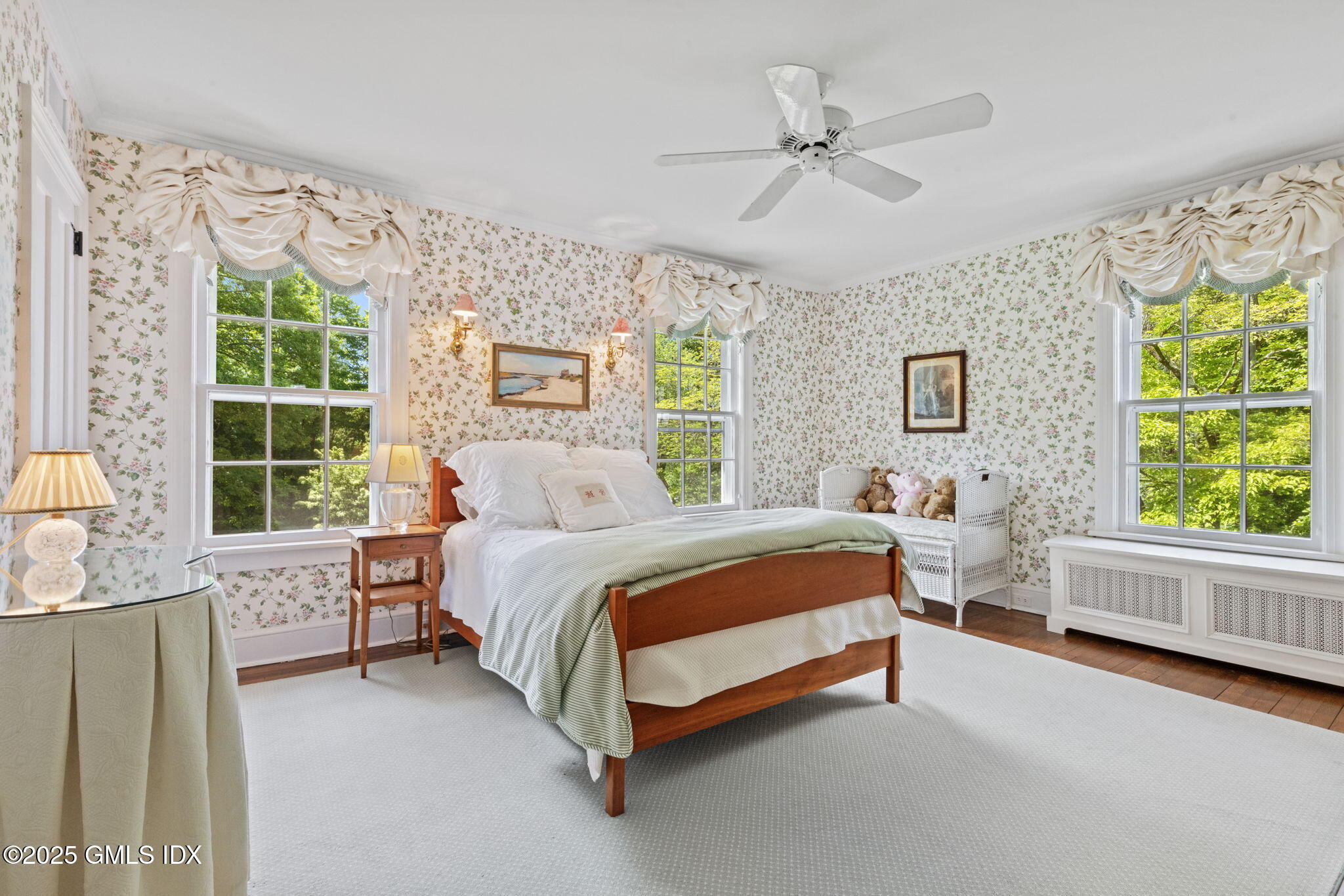 296 Old Church Road Greenwich, CT 06830 - Photo 15 of 35 52-web-or-mls-296-old-church-rd
