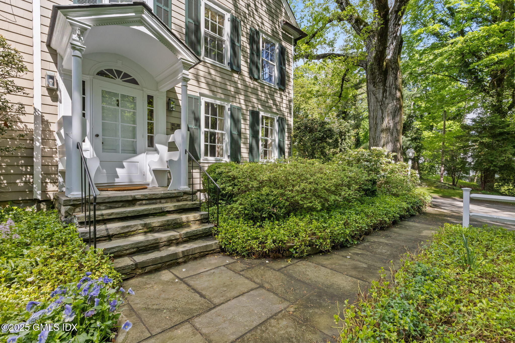 296 Old Church Road Greenwich, CT 06830 - Photo 4 of 35 31-web-or-mls-296-old-church-rd