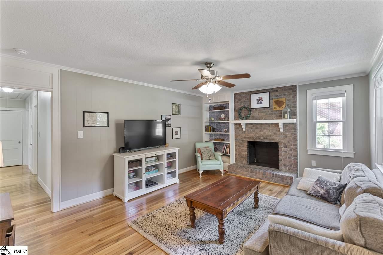 2211 Ridgewood Avenue Anderson, SC 29625 - Photo 3 of 33 Gallery Image 3