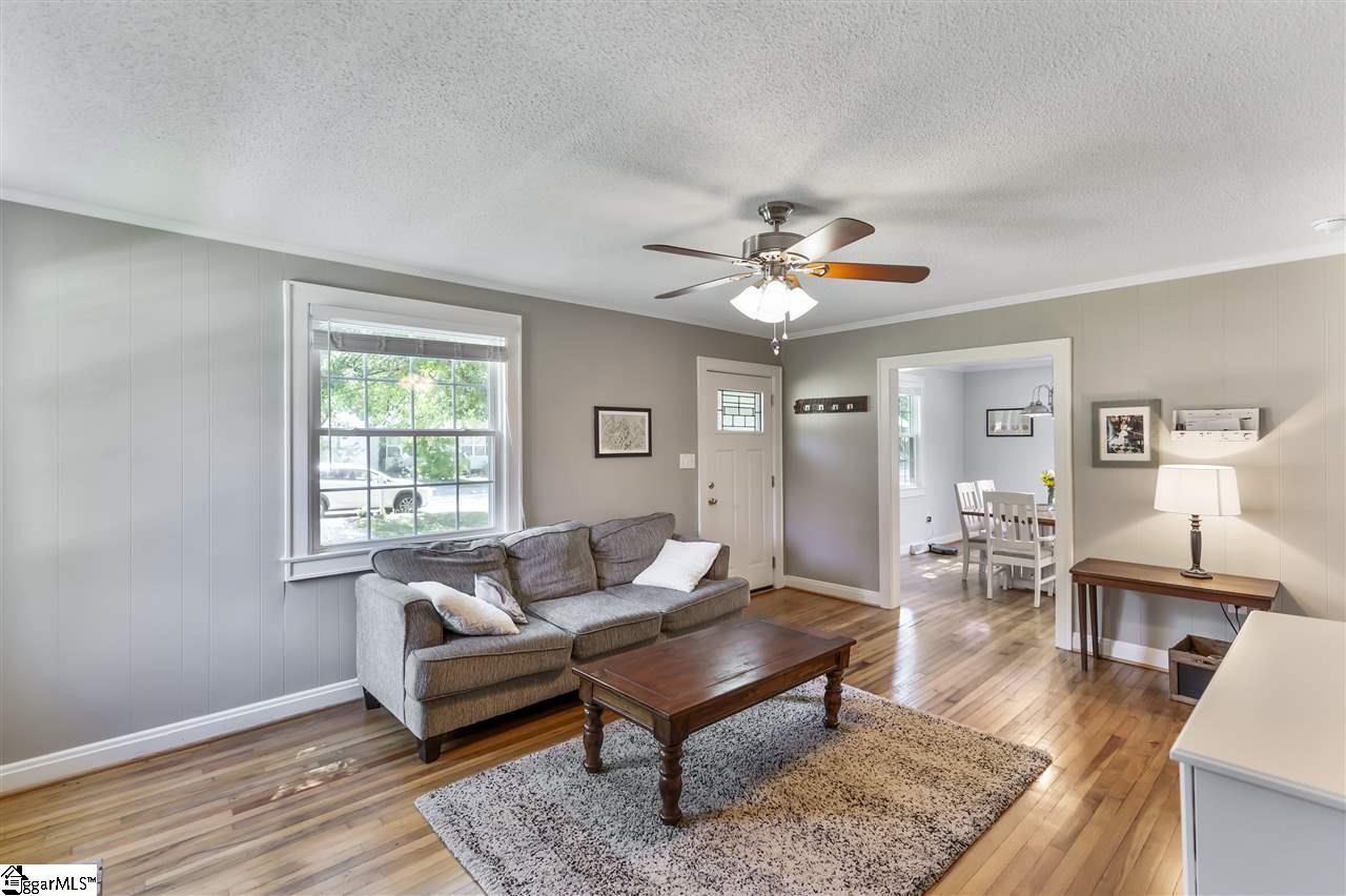 2211 Ridgewood Avenue Anderson, SC 29625 - Photo 5 of 33 Gallery Image 5