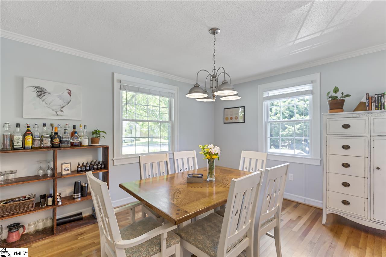 2211 Ridgewood Avenue Anderson, SC 29625 - Photo 7 of 33 Gallery Image 7
