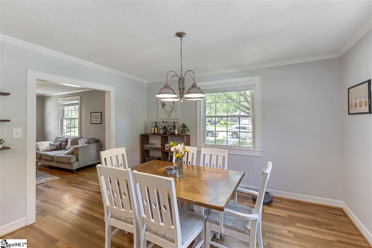 2211 Ridgewood Avenue Anderson, SC 29625 - Photo 10 of 33 Gallery Image 10