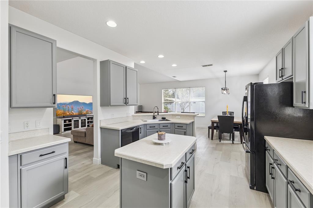 609 Rhodes Drive DeLand, FL 32720 - Photo 10 of 32