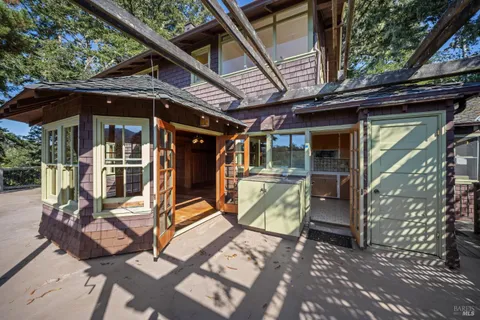 $1,729,000 | 50 Dundee Way, Inverness, CA 94937