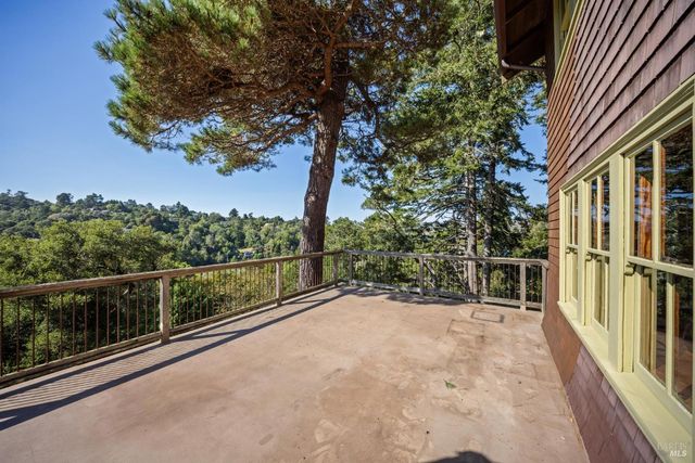 $1,729,000 | 50 Dundee Way, Inverness, CA 94937