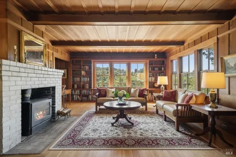 $1,729,000 | 50 Dundee Way, Inverness, CA 94937