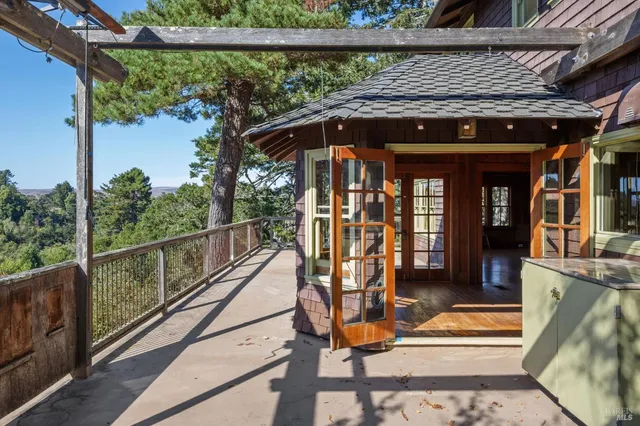 $1,729,000 | 50 Dundee Way, Inverness, CA 94937