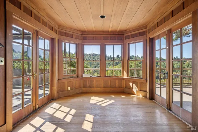 $1,729,000 | 50 Dundee Way, Inverness, CA 94937