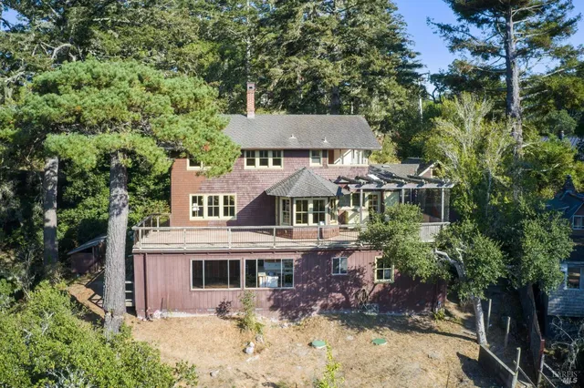 $1,729,000 | 50 Dundee Way, Inverness, CA 94937