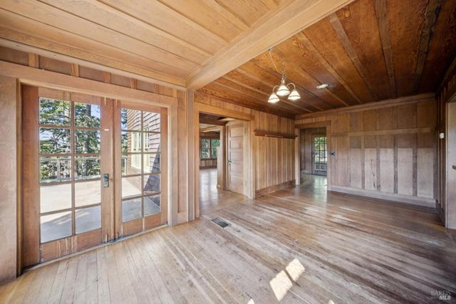 $1,729,000 | 50 Dundee Way, Inverness, CA 94937