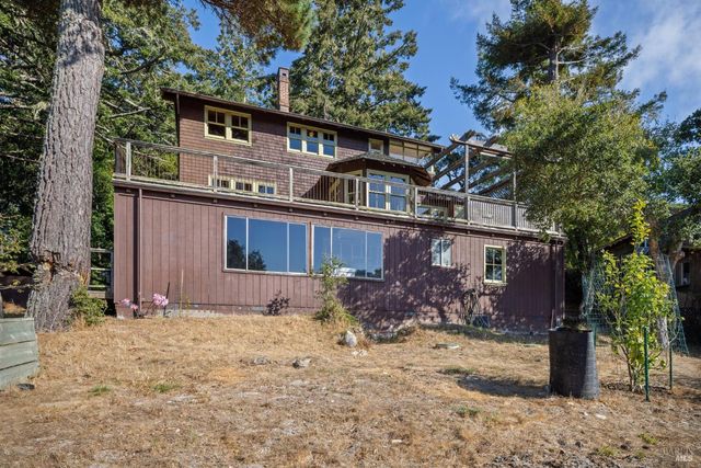 $1,729,000 | 50 Dundee Way, Inverness, CA 94937