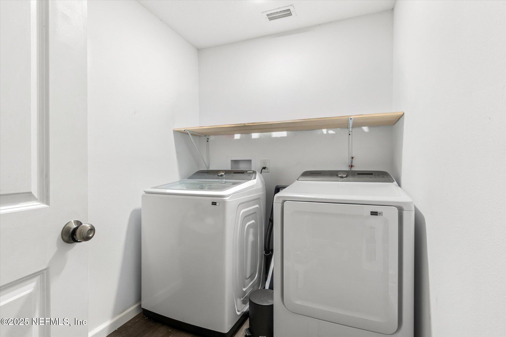 3615 Weaver Road Palatka, FL 32177 - Photo 25 of 30 a utility room with dryer and washer