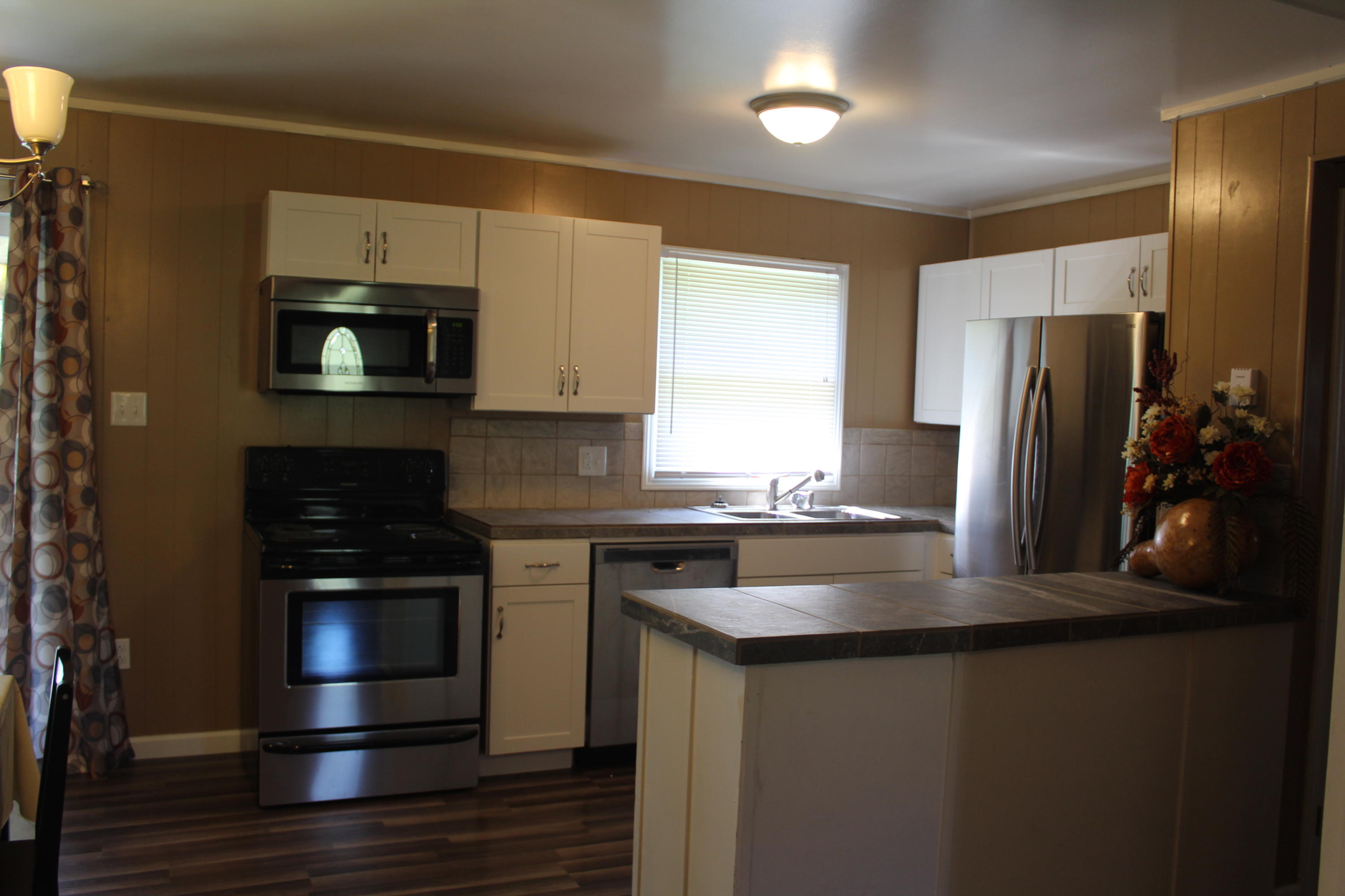 317 Broomstraw Ridge Road Jumping Branch, WV 25969 - Photo 6 of 21 Gallery Image 6