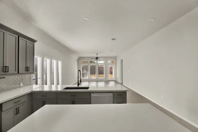 $2,450 | 9313 Aggie Run, San Antonio, TX 78254