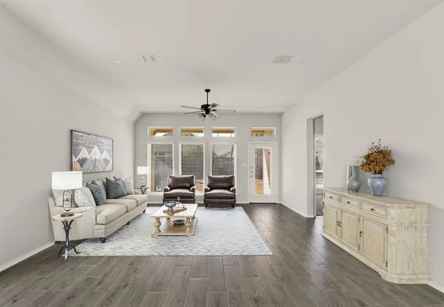 $2,450 | 9313 Aggie Run, San Antonio, TX 78254