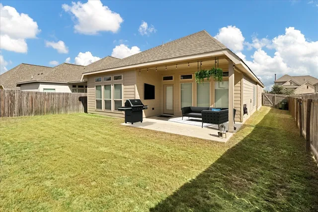 $2,450 | 9313 Aggie Run, San Antonio, TX 78254