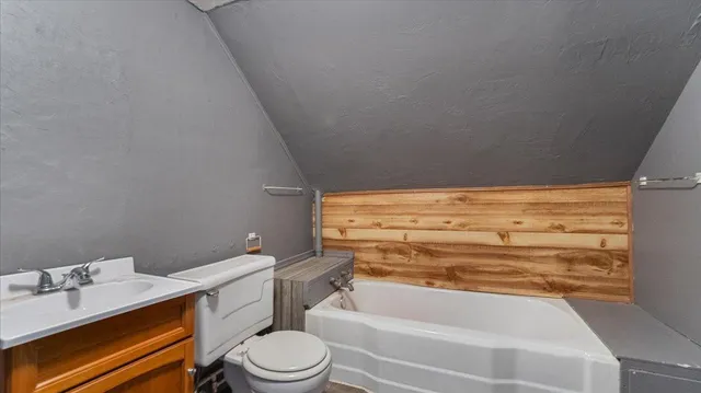 $110,000 | 629 2nd Street, Hancock, MN 56244