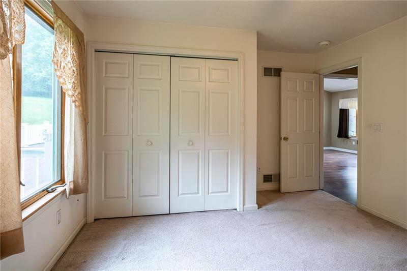 2611 Lah Road Gibsonia, PA 15044 - Photo 14 of 25 Gallery Image 14