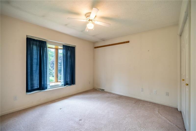 2611 Lah Road Gibsonia, PA 15044 - Photo 15 of 25 Gallery Image 15
