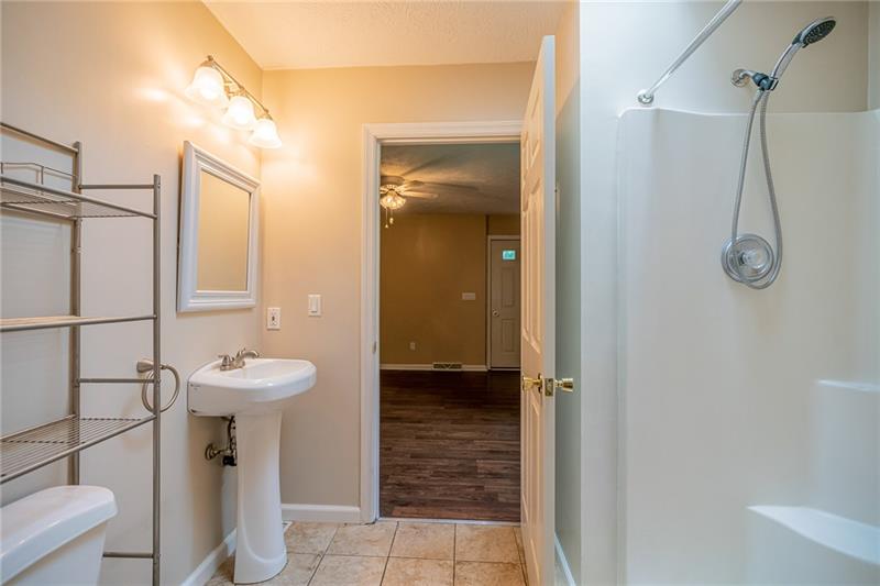 2611 Lah Road Gibsonia, PA 15044 - Photo 22 of 25 Bathroom of in-law suite