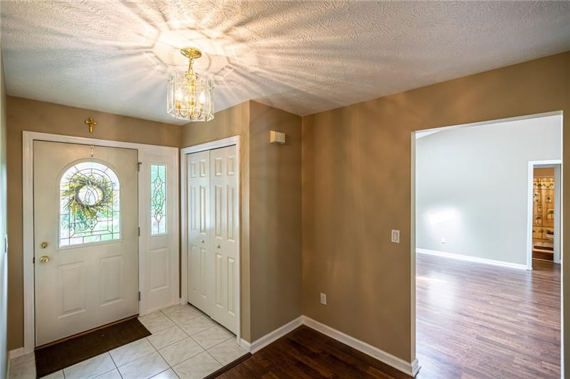 2611 Lah Road Gibsonia, PA 15044 - Photo 4 of 25 Foyer of main house