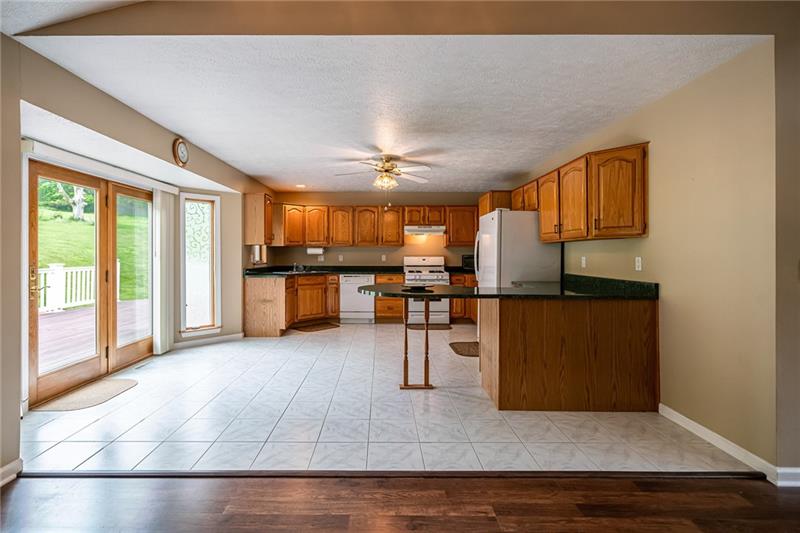 2611 Lah Road Gibsonia, PA 15044 - Photo 7 of 25 Gallery Image 7