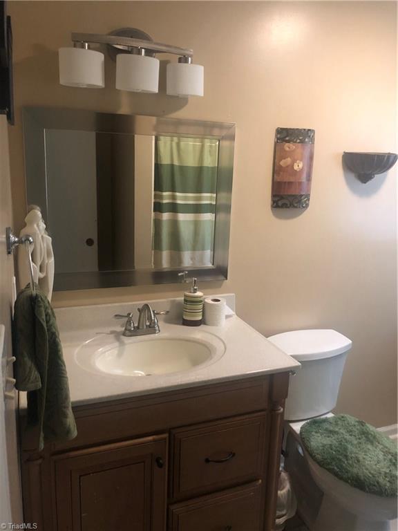 2104 Independence Road Winston-Salem, NC 27106 - Photo 10 of 25 Gallery Image 10