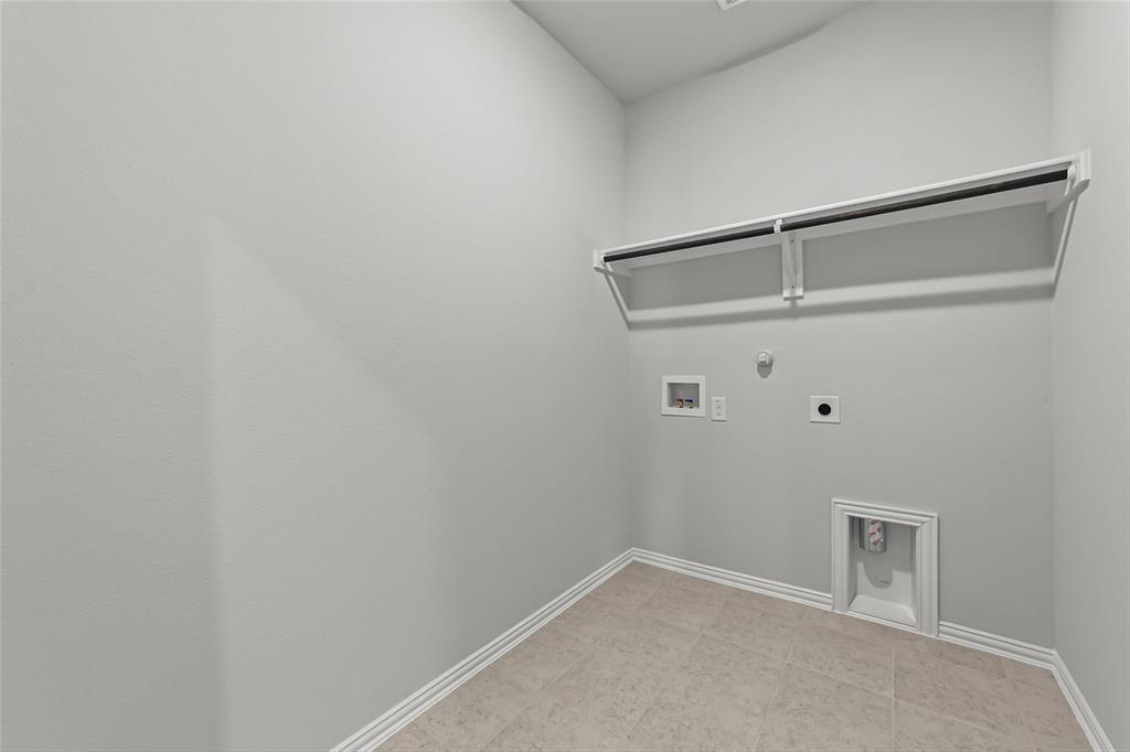 1504 Foxglove Van Alstyne, TX 75495 - Photo 10 of 12 a view of an empty room